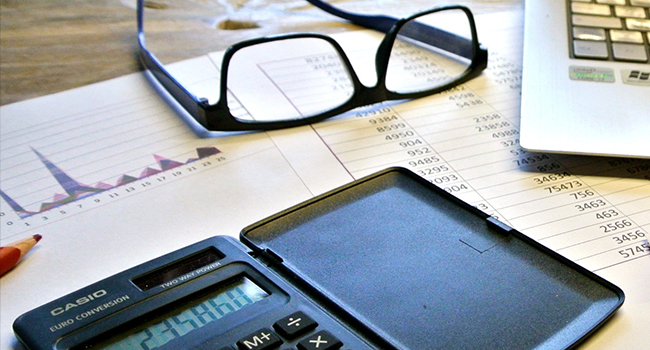 Gestión de facturación de garajes: facturas completas, simplificadas y rectificativas. 